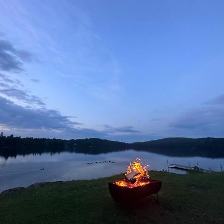 Auberge Du Lac Malcom Sayabec Kültér fotó